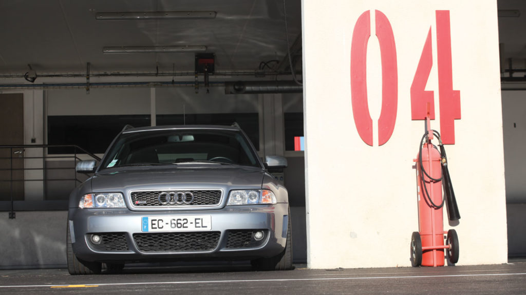 Audi rs4 mk1