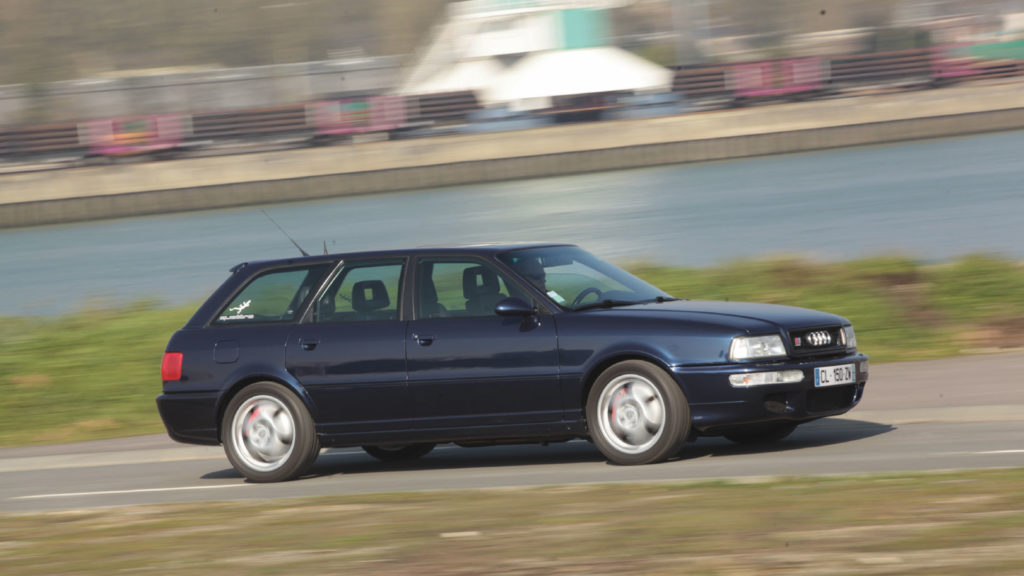 Audi-RS2-vs-Audi-RS4-3