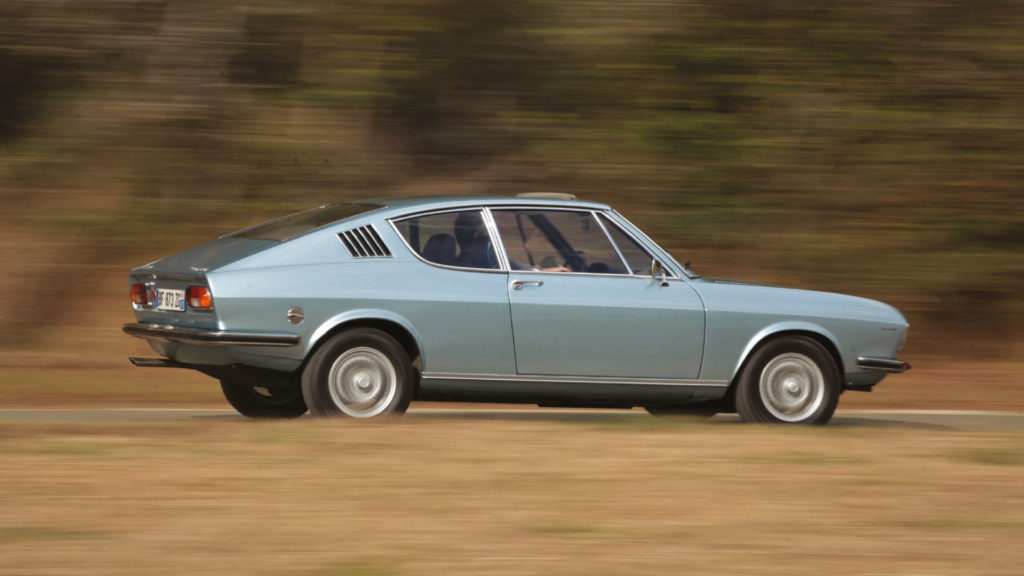 Audi-100-S-Coupe2