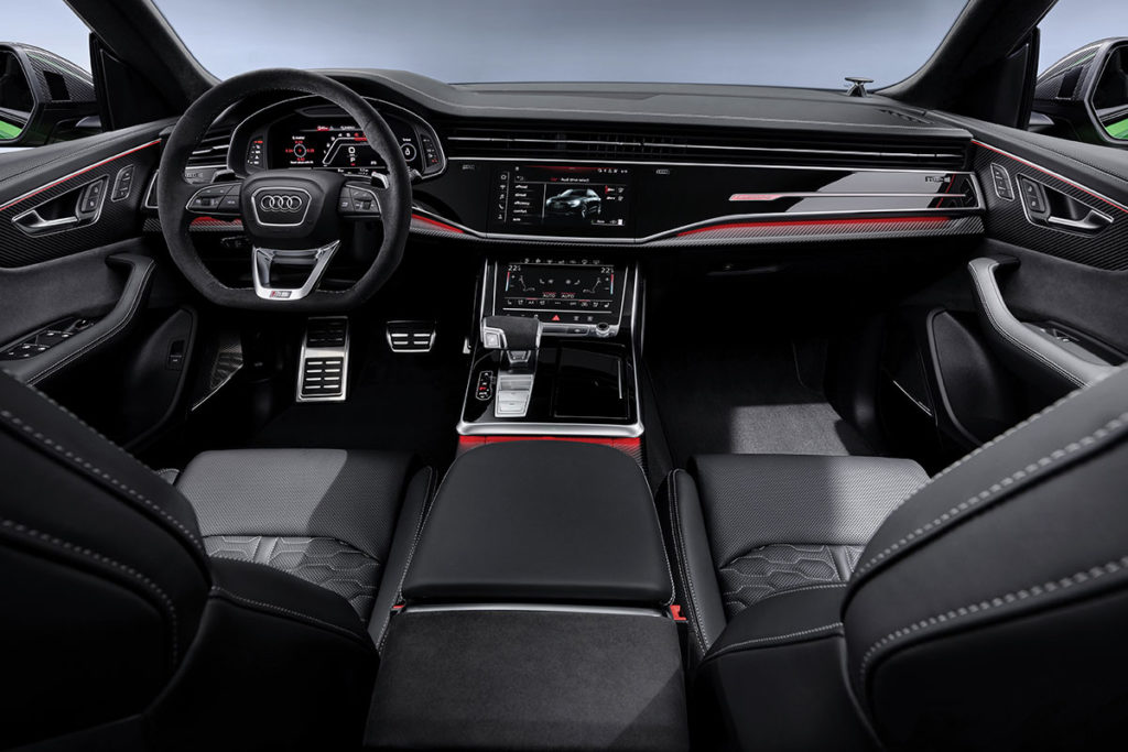 Audi RS Q8 interieur avant