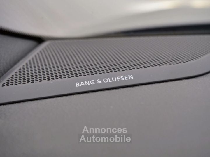 Audi RS Q3 Audi RSQ3 Sportback 25 TFSI Quattro 400 Mod 2020 B&O JA21" Cockpit Numérique B&O Carbon Attelage Garantie 12 Mois - 19