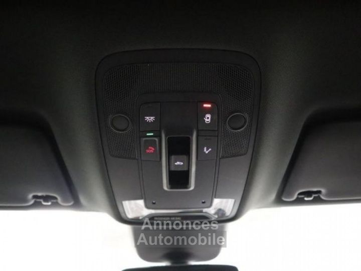 Audi Q3 20 35 TDI - 150 - BV S-tronic 2019 S Line - 7