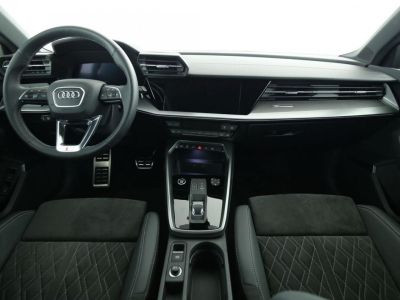 Audi A3 Sportback 14 40 TFSI e - 204 - BV S-Tronic 6 8Y S line TFSIe   - 6