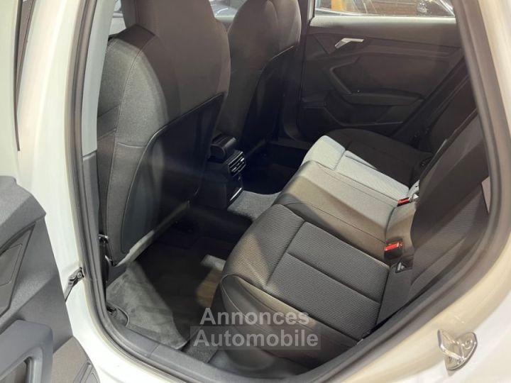 Audi A3 Sportback 35 TFSi 150 S TRONIC 7 - 10