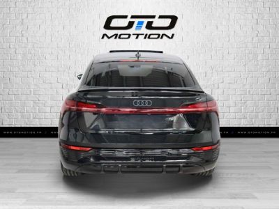 Audi Q8 SPORTBACK E-TRON 55   - 4