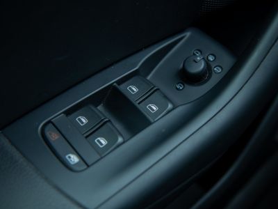 Audi Q3 20 TDI QUATTRO S-tronic - LEDER - XENON - PARKEERSENSOREN - EURO 6B   - 29