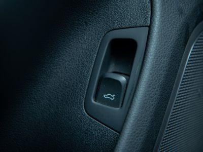 Audi Q3 20 TDI QUATTRO S-tronic - LEDER - XENON - PARKEERSENSOREN - EURO 6B   - 30