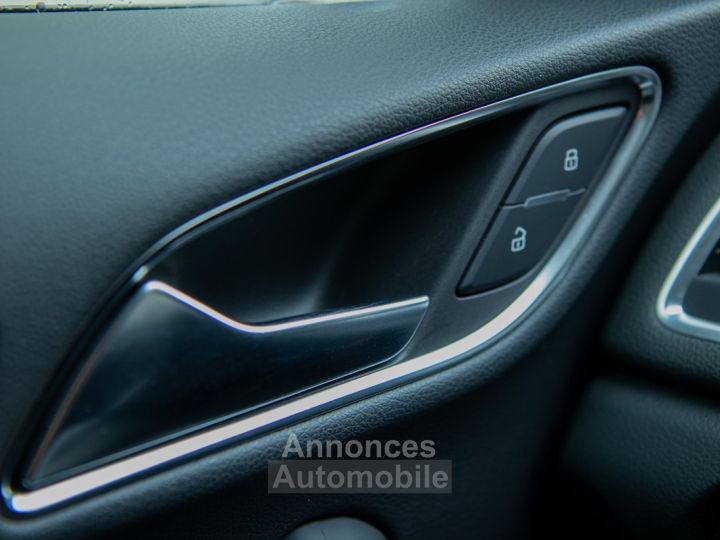 Audi Q3 20 TDI QUATTRO S-tronic - LEDER - XENON - PARKEERSENSOREN - EURO 6B - 32