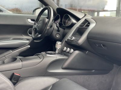 Audi R8 COUPE 42 V8 420 QUATTRO R TRONIC   - 6