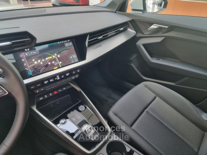 Audi A3 Sportback 35 TFSI - 150 - BV S-Tronic S line - 4