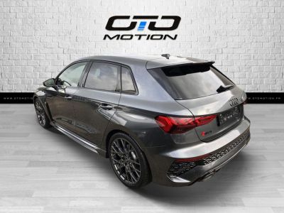 Audi RS3 SPORTBACK 25 TFSI 407 S tronic 7 Quattro Performance   - 3
