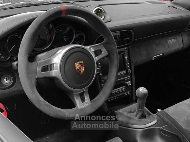Porsche 911 997 GT3 RS 40 (Limited Edition 1/600) - 23