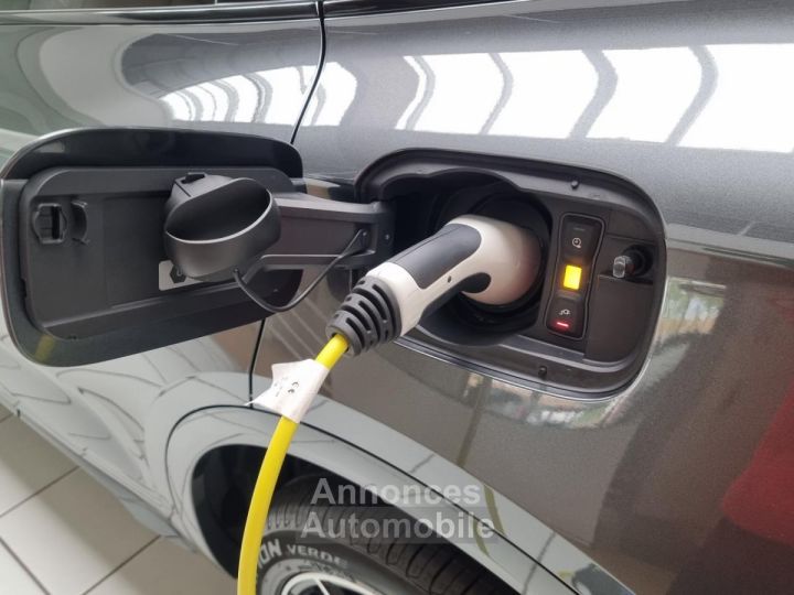 Audi Q5 Quattro 20 55 TFSIe - 367 - BV S-Tronic S line - 30