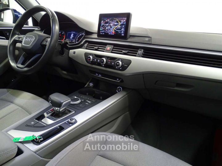 Audi A4 35TDi Stronic 150CH - 12