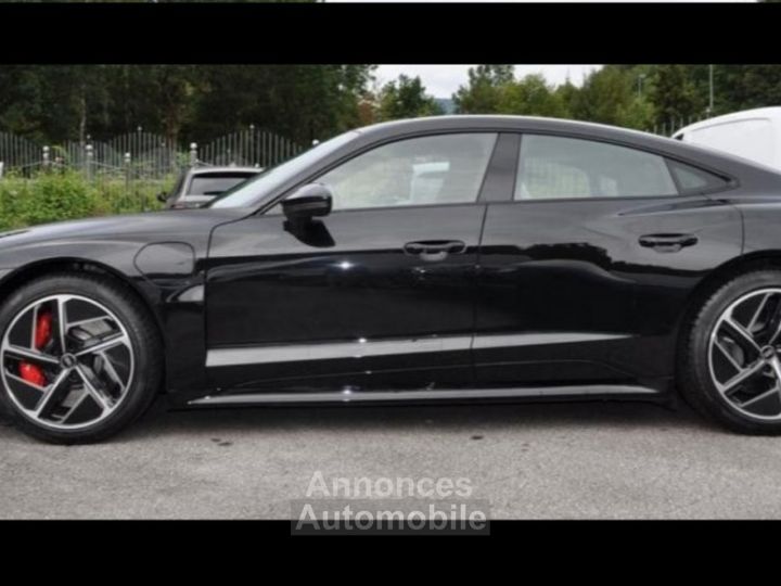 Audi e-tron GT 476 93 kwh QUATTRO/ 07/2022 - 2