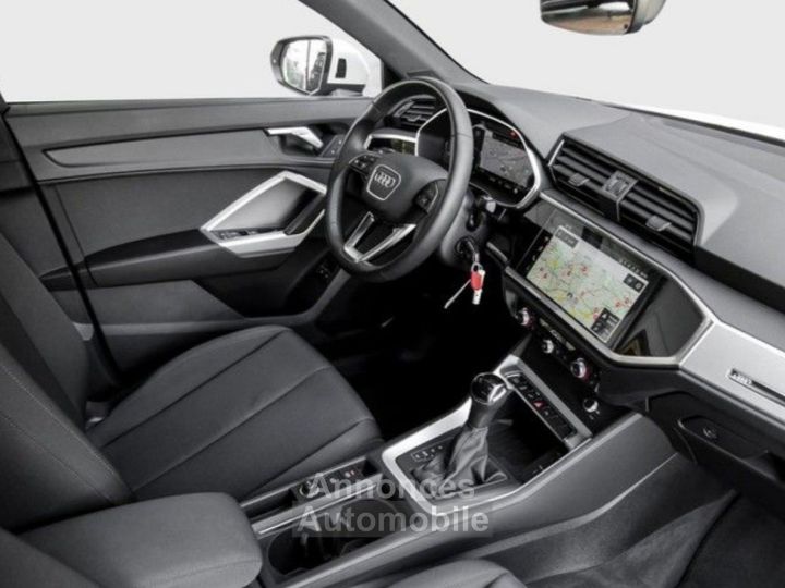 Audi Q3 Sportback 14 45 245 BUSINESS LINE /Hybride (essence/électrique)rechargeable  05/2021 - 11