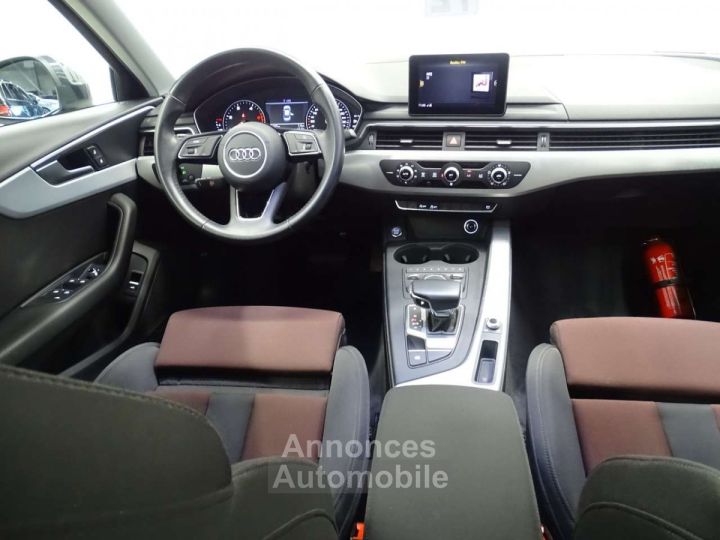 Audi A4 35TDi Sport STronic - 9