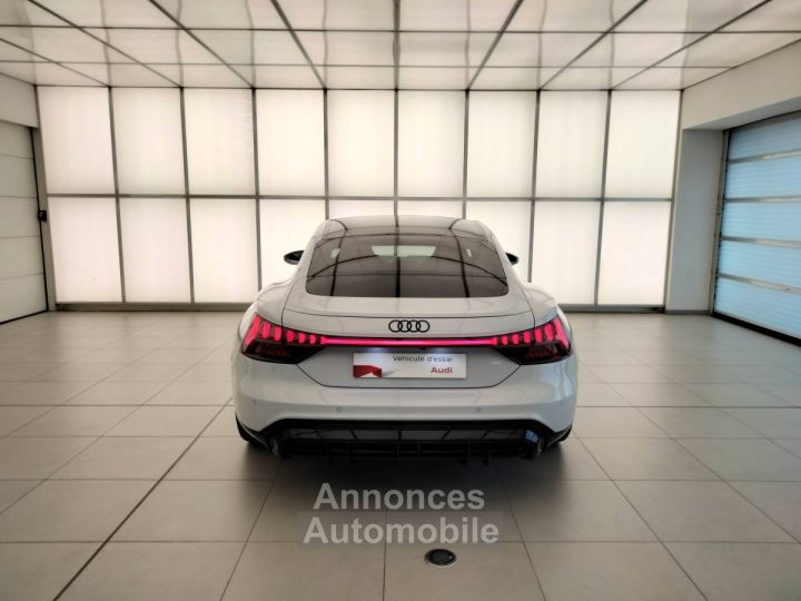 Audi e-tron GT 476 ch quattro Extended - 16
