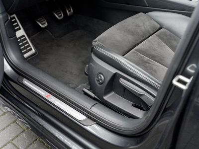 Audi S3 III SPORTBACK 20 TFSI 300 BM   - 11