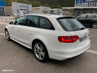 Audi A4 (2) Avant 20 TDI 150 S Line Xénons   - 2