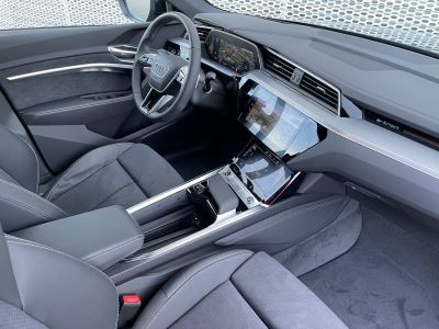 Audi e-tron SPORTBACK Sportback 55 quattro 408 ch S line   - 7