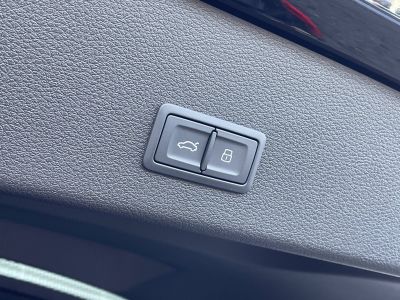 Audi e-tron SPORTBACK Sportback 55 quattro 408 ch S line   - 33