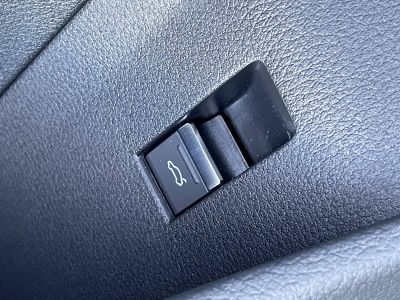 Audi e-tron SPORTBACK Sportback 55 quattro 408 ch S line   - 36