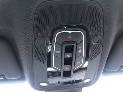 Audi e-tron 55 quattro 408 ch S line   - 36