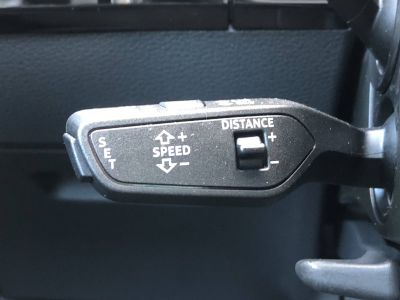 Audi e-tron 55 quattro 408 ch S line   - 37