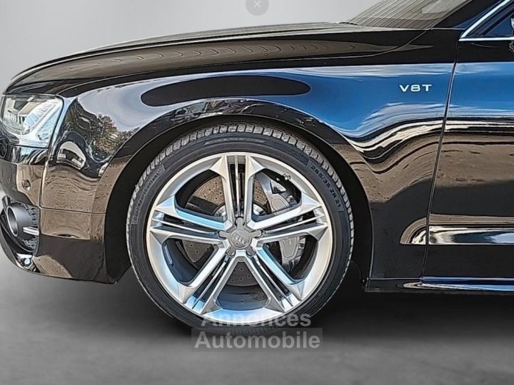 Audi S8 III (D4) 40 V8 TFSI 520ch quattro Tiptronic 08/2015 - 17