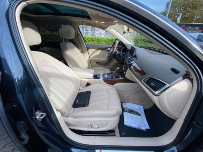 Audi A6 Avant Avant 30 TFSI 333 quattro 03/2016   - 12