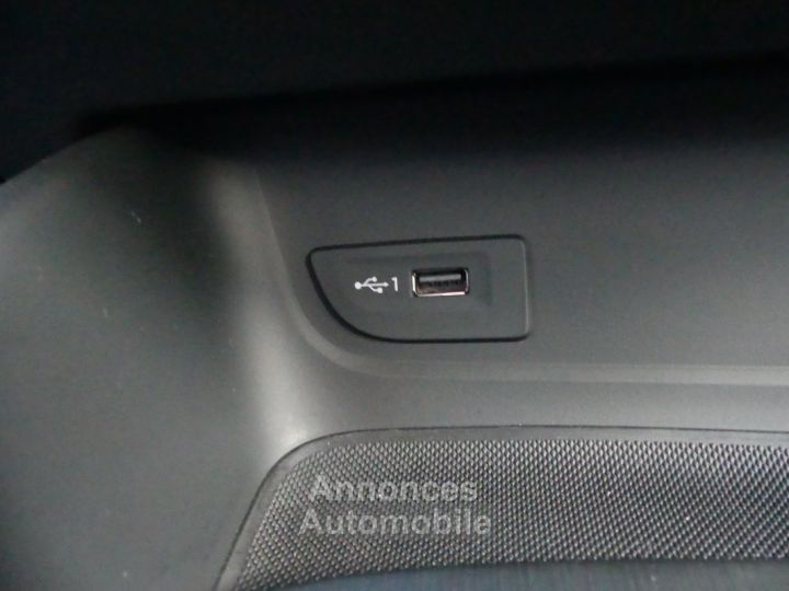 Audi A3 SPORBACK TFSI 115 CV DESIGN - 29