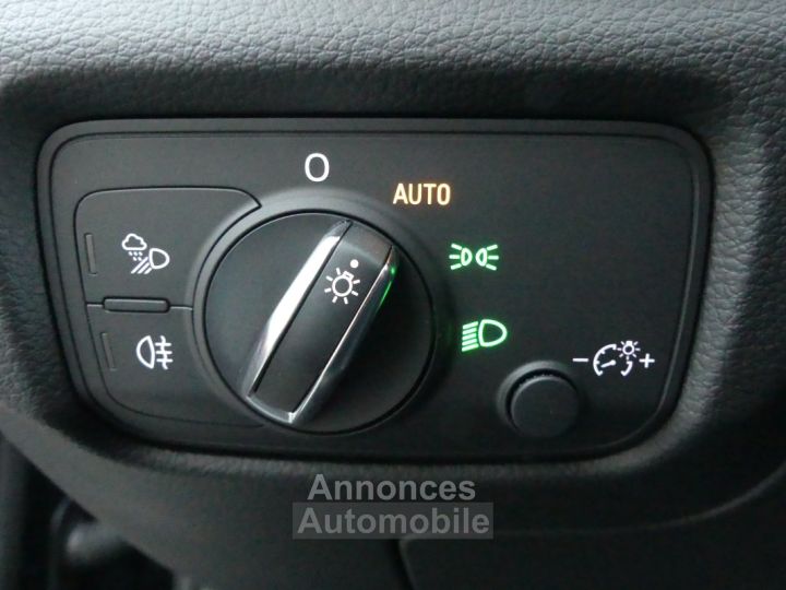 Audi A3 SPORBACK TFSI 115 CV DESIGN - 31