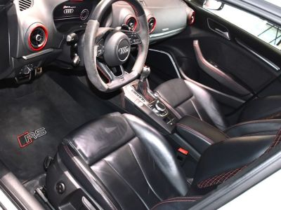 Audi RS3 Berline 25 TFSI 400 Quattro S-Tronic 7 GPS Virtual Keyless ACC Échappement RS Bang Olufsen JA 19   - 14