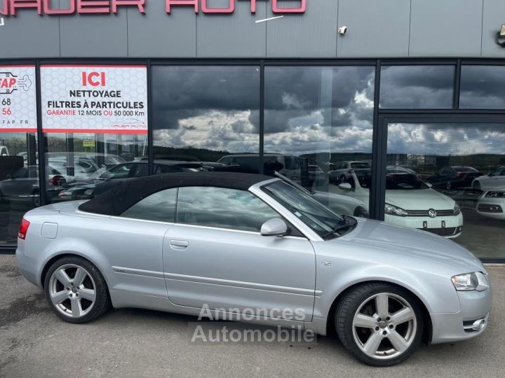 Audi A4 Cabriolet 20 TDI 140 DPF S line - 1
