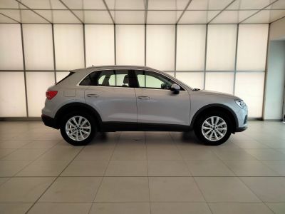 Audi Q3 45 TFSIe 245 ch S tronic 6 Design   - 9
