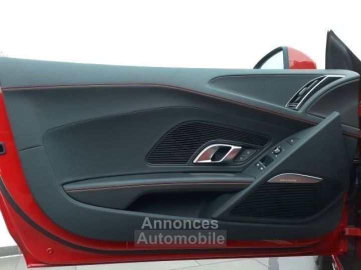 Audi R8 Spyder 52 FSI V10 540 ch RWD - 7
