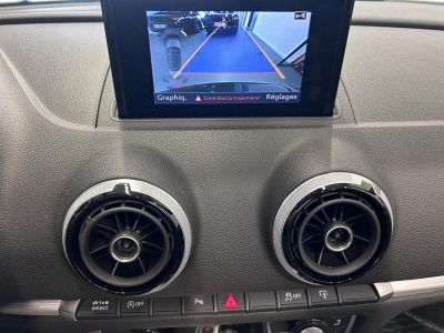 Audi A3 CABRIOLET 20 TDI 150 S-line S-tronic suivi 100%   - 13