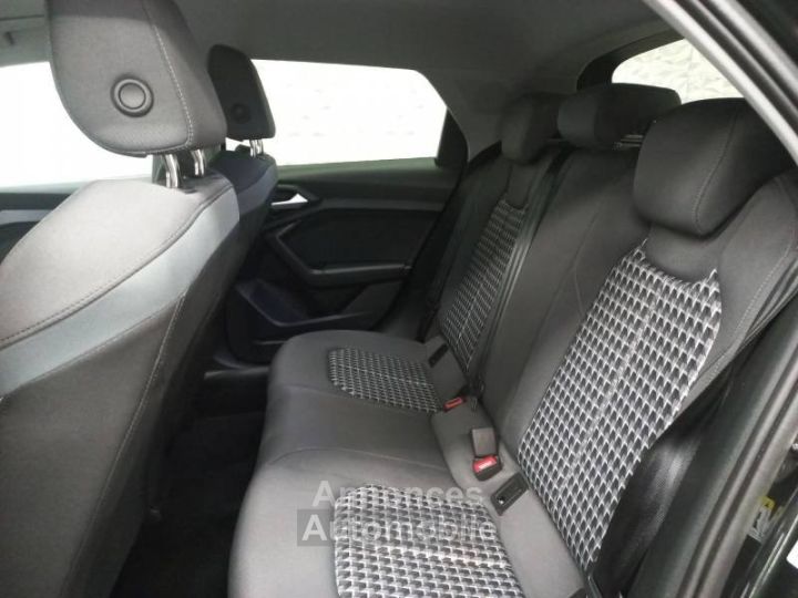 Audi A1 ALLSTREET 30 TFSI 110 ch S tronic 7 Design - 10