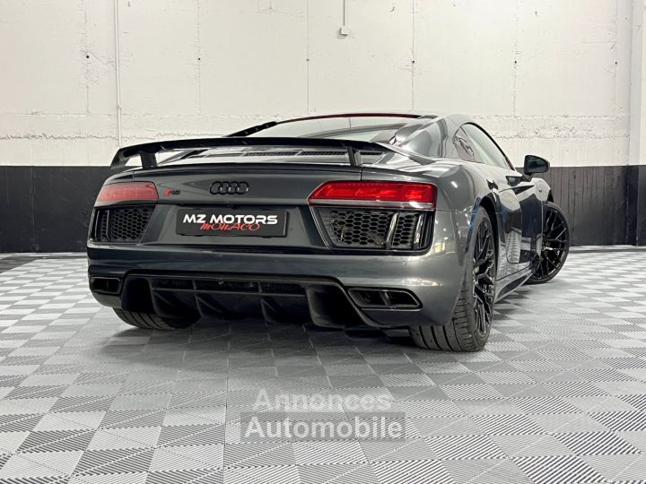 Audi R8 V10 PLUS 610 CV QUATTRO S-tronic - 17