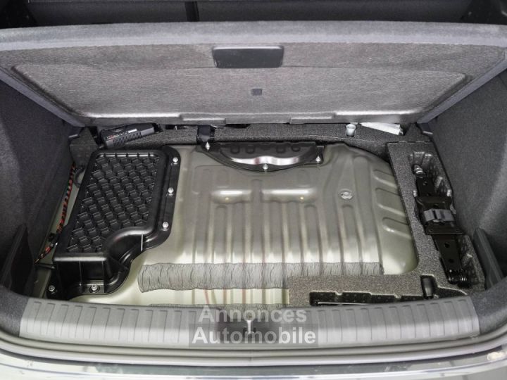 Audi A3 Sportback 40 TFSIe 204 S tronic 6 Business Executive - 11