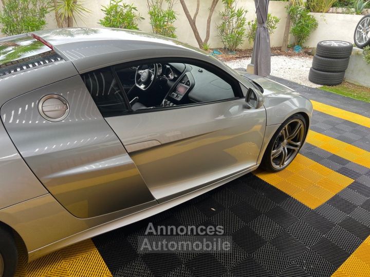 Audi R8 52fsi carbone v10 bt r tronic 2012 entretien jour - 5