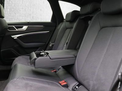 Audi A6 Avant 55 TFSIe 367 ch S tronic 7 Quattro Competition   - 8