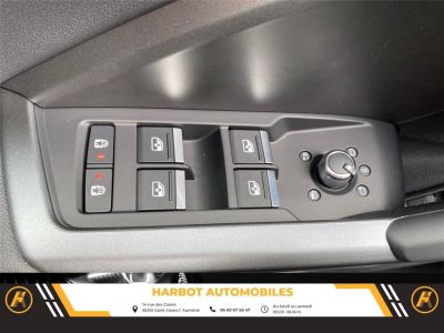 Audi Q3 ii 35 tfsi 150 ch s tronic 7 s line   - 19