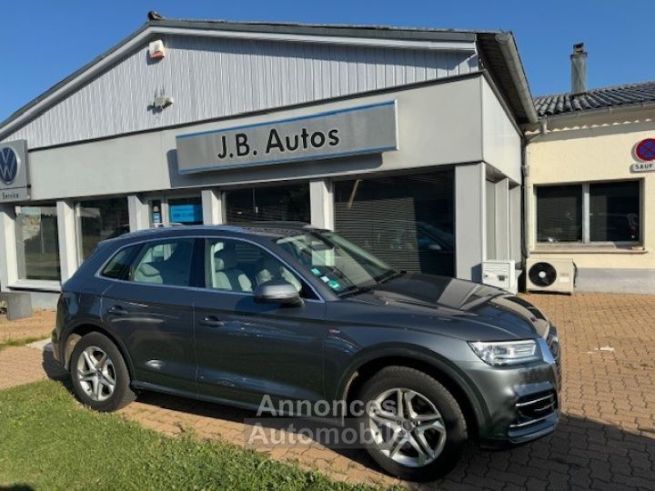 Audi Q5 AUDI Q5 40 TDI 190 CH QUATTRO S-TRONIC S-LINE Attelage - 1