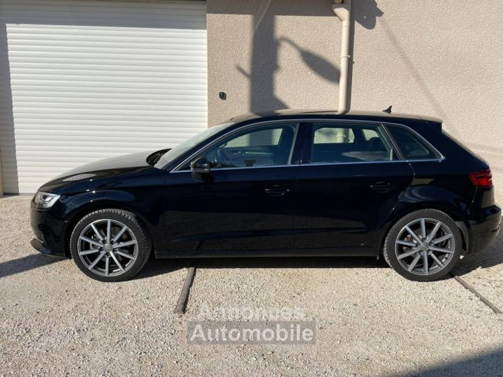 Audi A3 III 20 TDI 150ch Design luxe S tronic 7 - 17