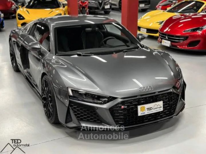 Audi R8 RWD 540cv - 3