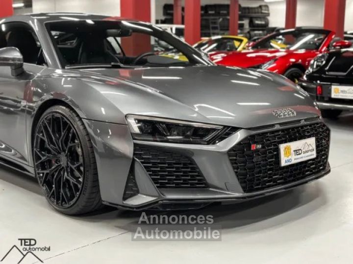 Audi R8 RWD 540cv - 4