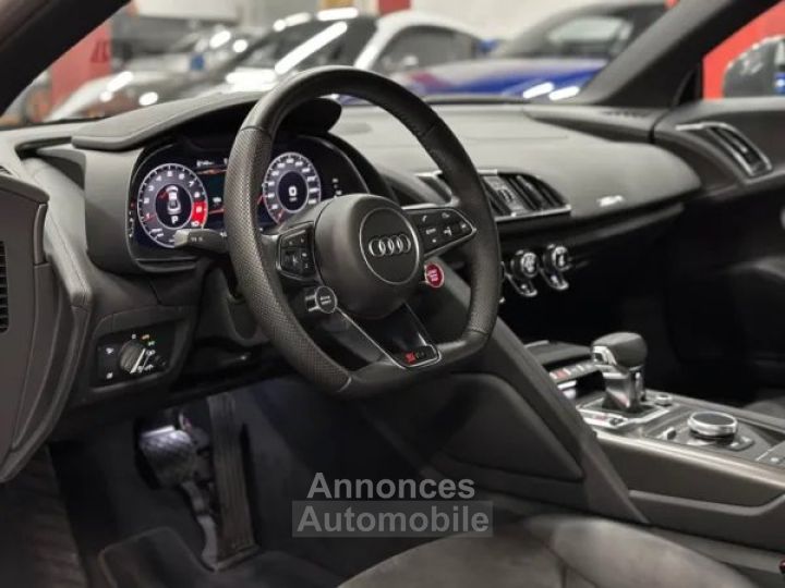 Audi R8 RWD 540cv - 10
