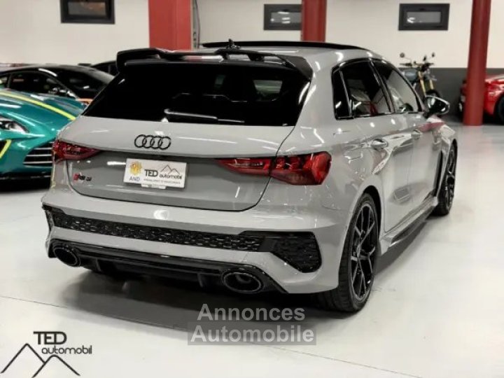Audi RS3 400cv - 4